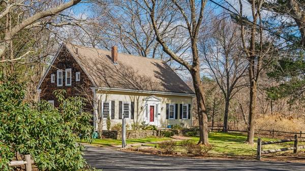 39 Fuller Street, Dedham, MA 02026