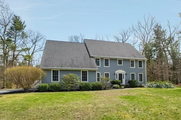 2 Tallwood Dr, Medfield, MA 02052