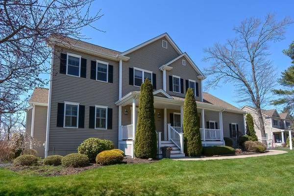 170 Oak Hill Avenue,  Wrentham,  MA 02093