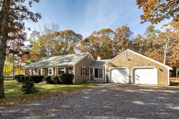 55 Berry Ave, Yarmouth, MA 02673