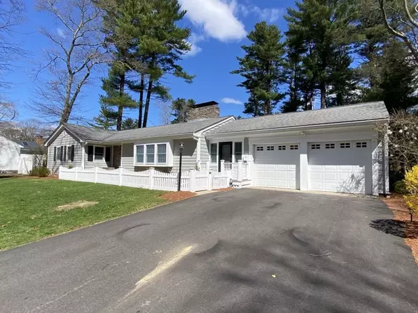 27 Accord Pond Drive, Hingham, MA 02043