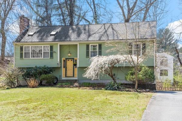 24 Maple Lane, Northborough, MA 01532