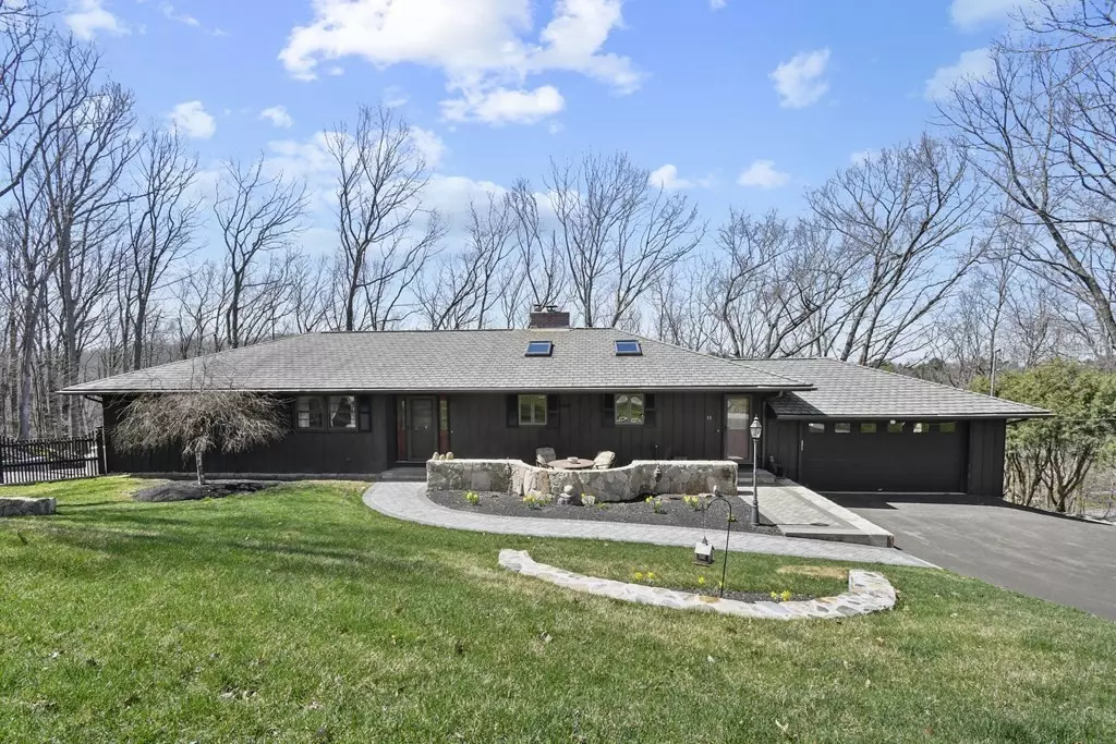 Westborough, MA 01581,33 O'neil Drive
