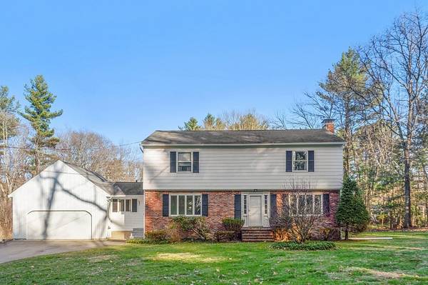 North Andover, MA 01845,72 Gray Street