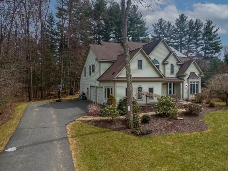 56 Hop Brook Road, Amherst, MA 01002