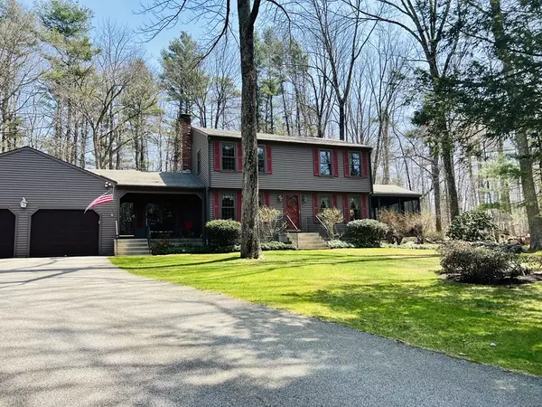 6 Old Village Rd, Sturbridge, MA 01566