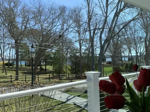 Wareham, MA 02532,21 Robinwood Rd