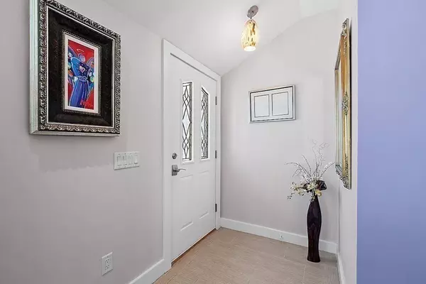 Wareham, MA 02532,21 Robinwood Rd