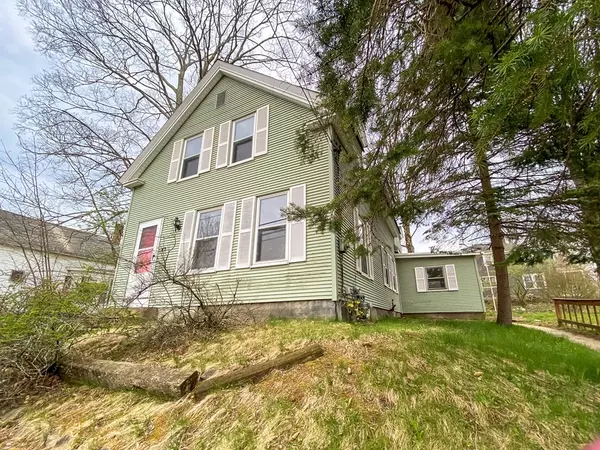 43 Pleasant St, Ayer, MA 01432