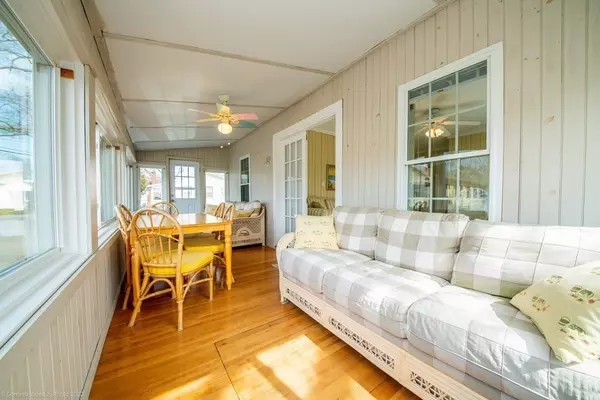 Wareham, MA 02571,6 Trinity Lane