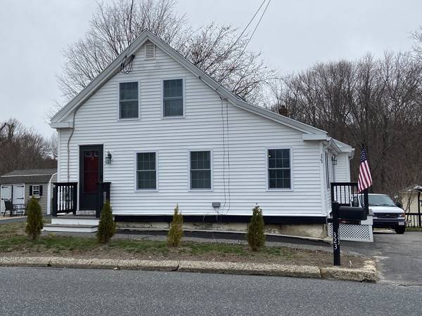 323 Purchase St, Milford, MA 01757