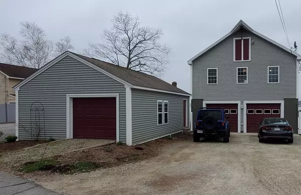 Webster, MA 01570,14 Pebble Beach Rd