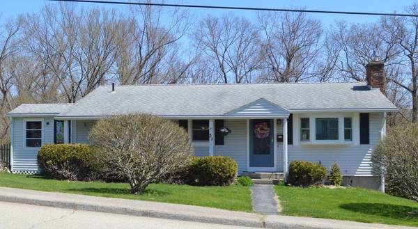 31 Manor Rd, Auburn, MA 01501