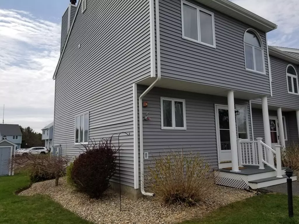 Wareham, MA 02571,2743 Cranberry Hwy #13A