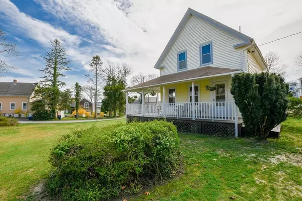 Wareham, MA 02571,3 Maple St #8