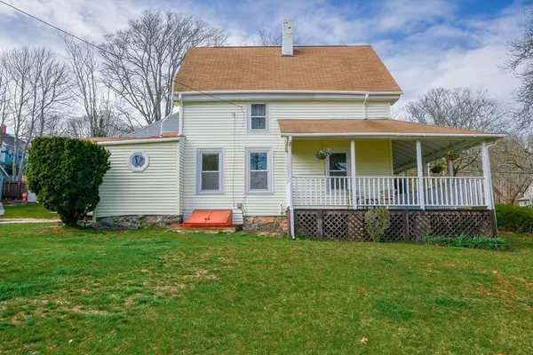 Wareham, MA 02571,3 Maple St #8