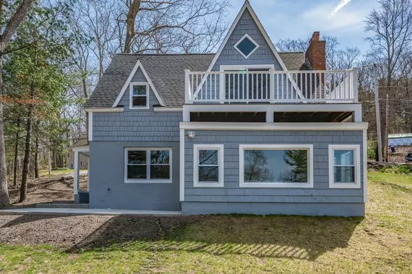 16 Shore Dr, Spencer, MA 01562