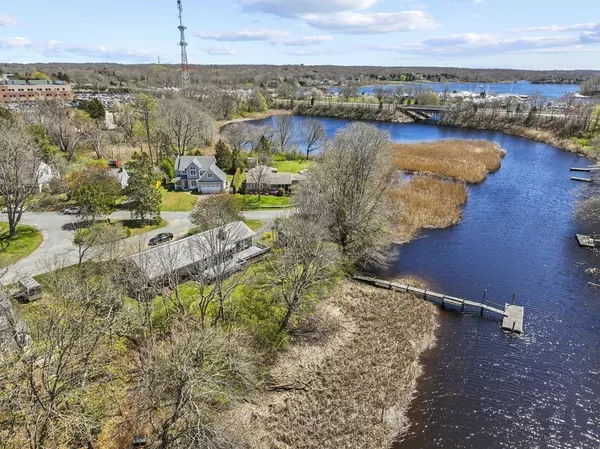 South Kingstown, RI 02879,6 Edgewater Road