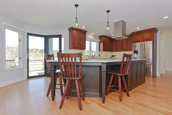 Upton, MA 01568,96 Fowler St