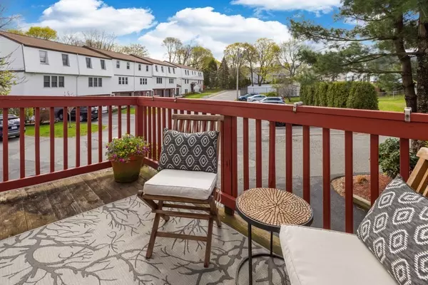 Saugus, MA 01906,2 Atkinson Dr #15