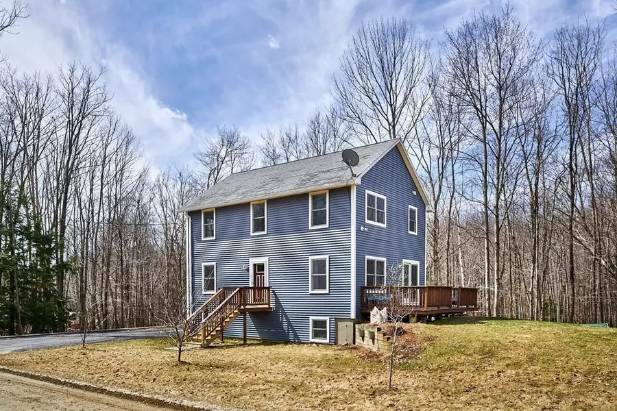 4 Highland Road, Goshen, MA 01096