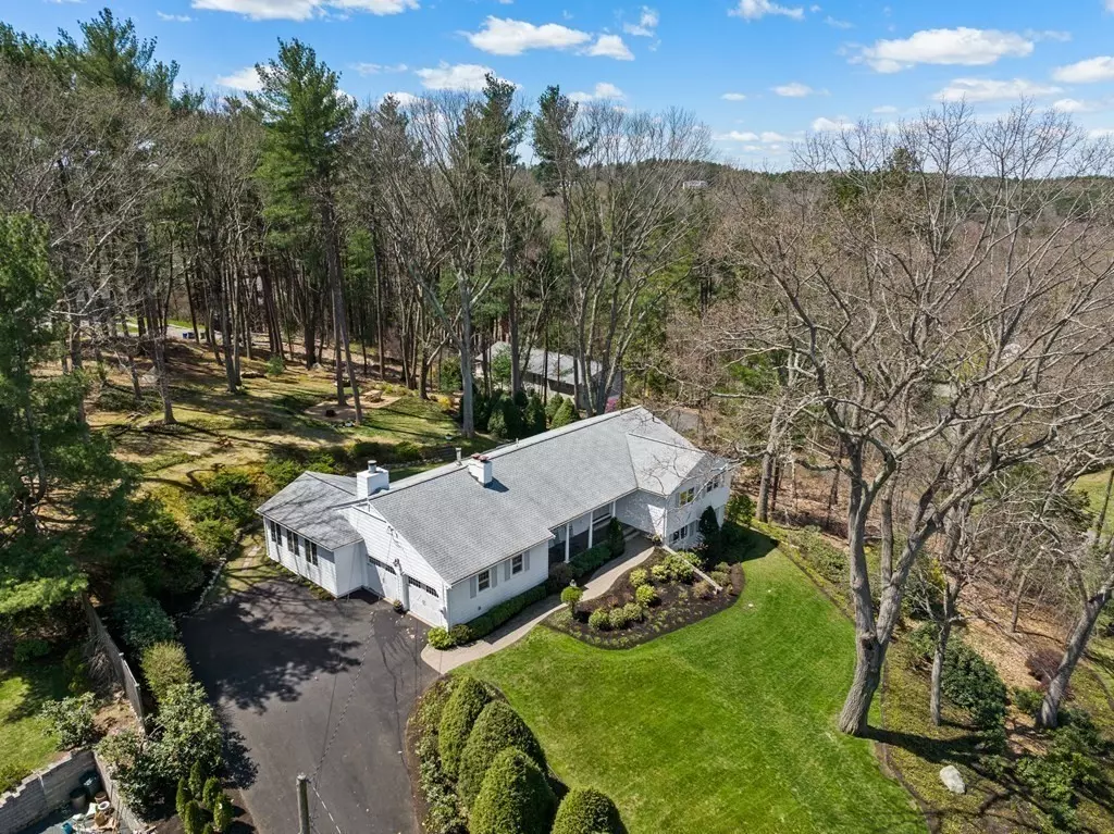 Weston, MA 02493,25 Forest Ridge Road