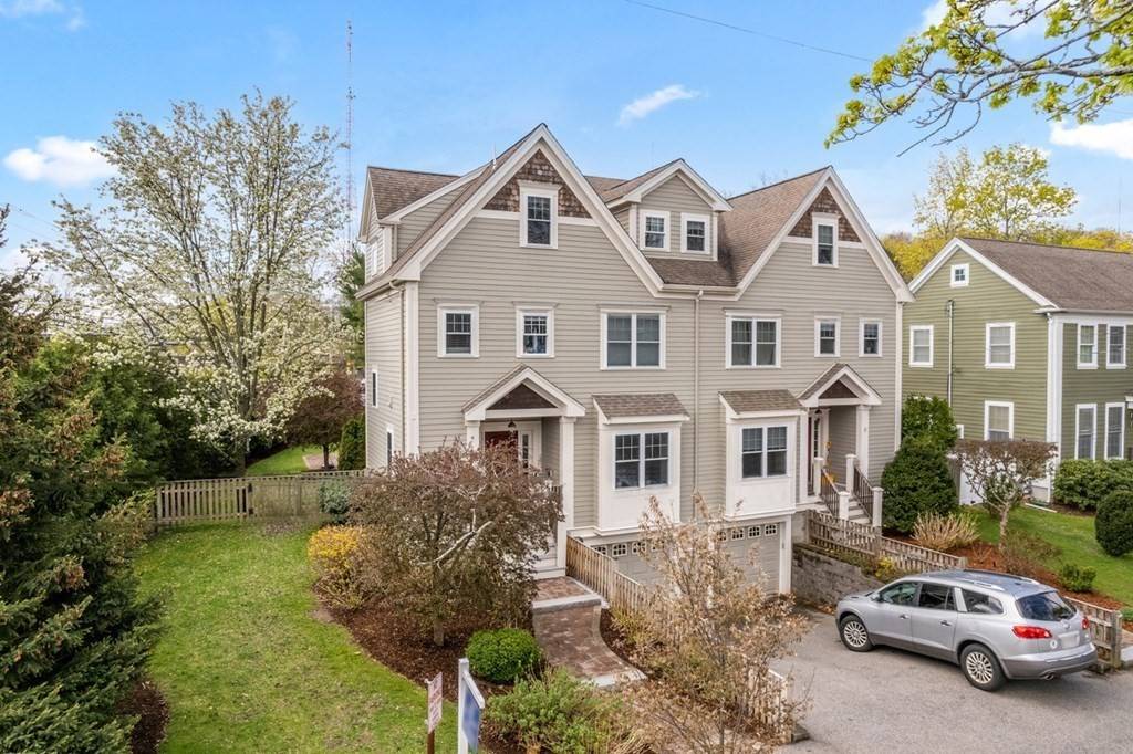 6 Charles St #6, Newton, MA 02461