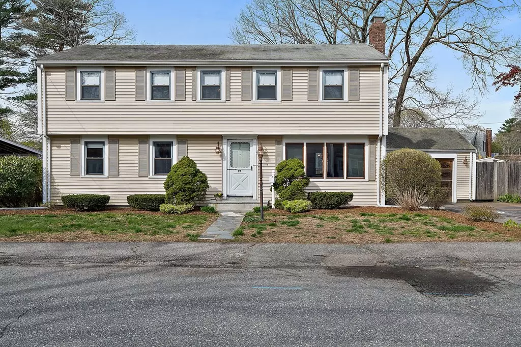 Weymouth, MA 02190,95 Holly Hill Cir