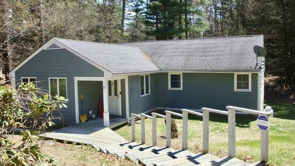 21 Dug Hill Rd, Holland, MA 01521