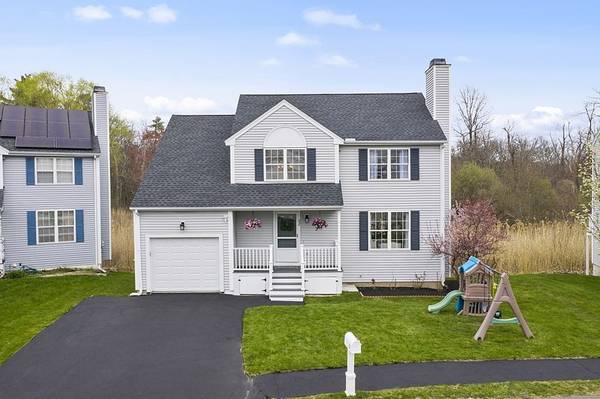 32 Nadine Lane, North Andover, MA 01845