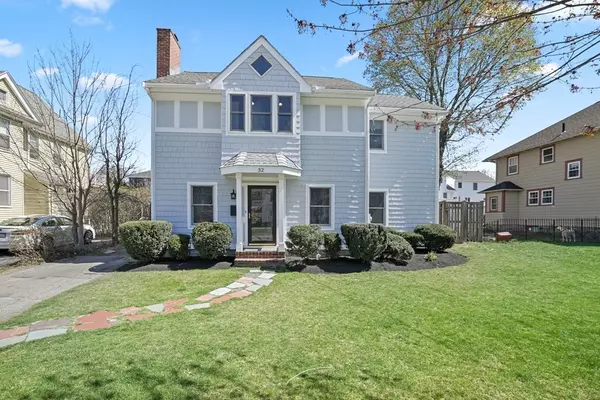 Wakefield, MA 01880,32 Elm St