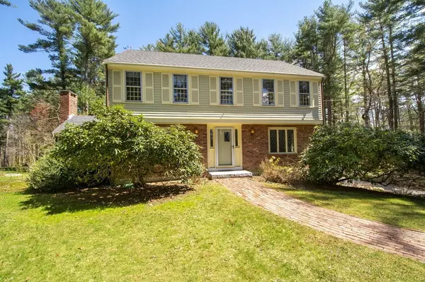 57 Stetson Shrine Ln, Norwell, MA 02061