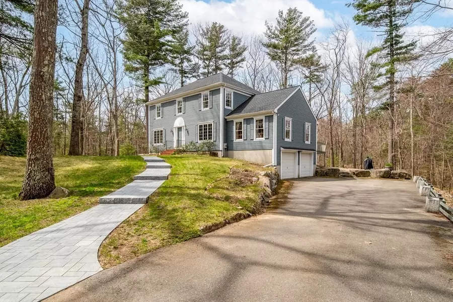 9 Knobb Hill, Newbury, MA 01922