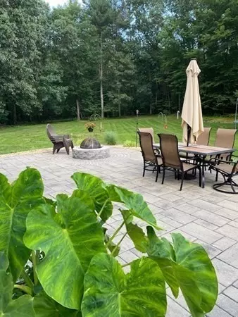 Groton, MA 01450,65 Painted Post Rd