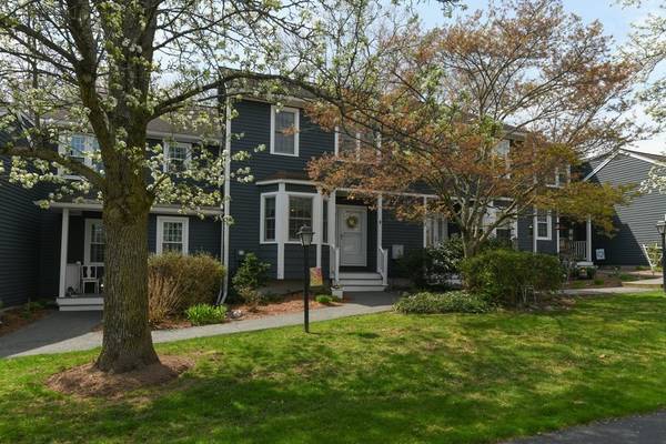 4 Waterfall Ln #4, Milford, MA 01757