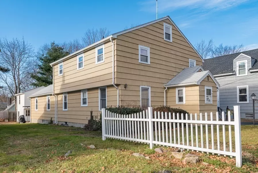 41 Pleasant St., Holbrook, MA 02343