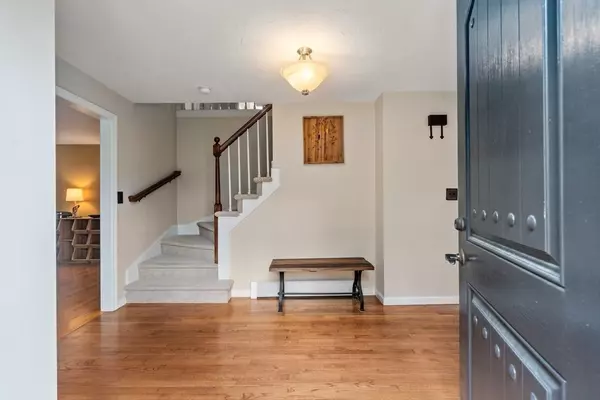 Upton, MA 01568,15 Grafton Rd