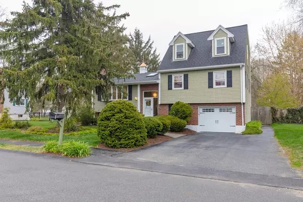 9 Spring Valley Rd, Burlington, MA 01803