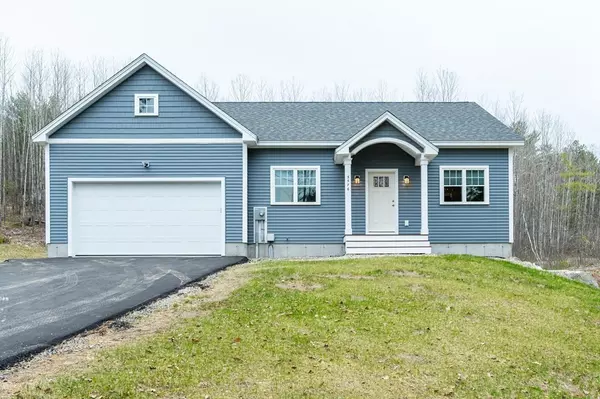 3576 Province Lake Rd, Wakefield, NH 03872