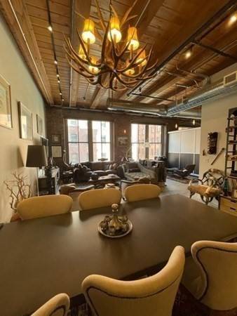 35 Channel Center St #211, Boston, MA 02210
