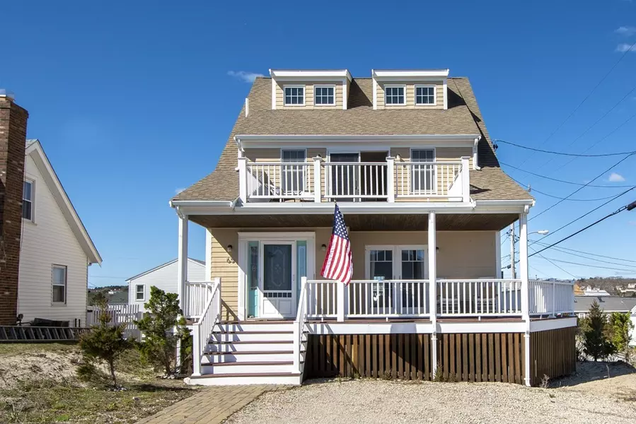 65 Ocean Dr, Scituate, MA 02066