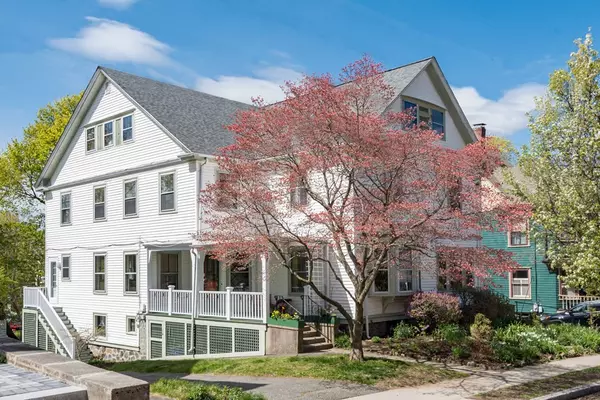 27 Bartlett Ave #27, Arlington, MA 02476