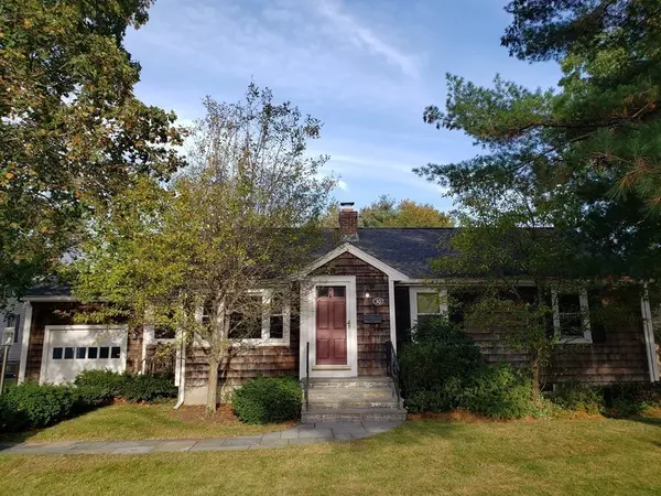 30 Dale Street, Medfield, MA 02052