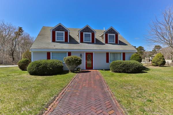 94 Harry Kemp Way, Provincetown, MA 02657