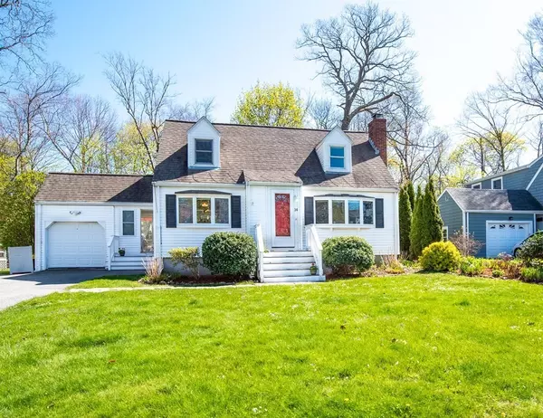 14 Avalon Rd, Stoneham, MA 02180