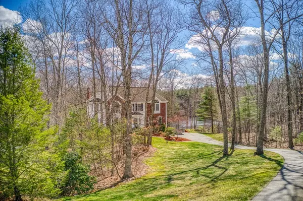 Windham, NH 03087,2 Quail Run Road