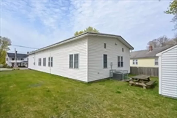 Franklin, MA 02038,12 Washington St