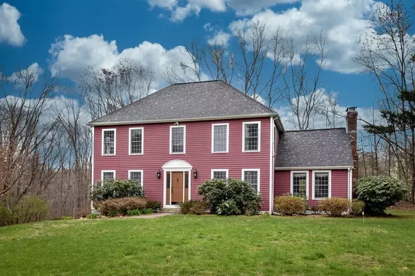 219 Ash St, Hopkinton, MA 01748