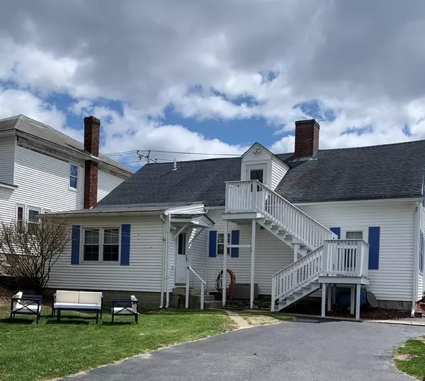 Webster, MA 01570,5 Lake Street