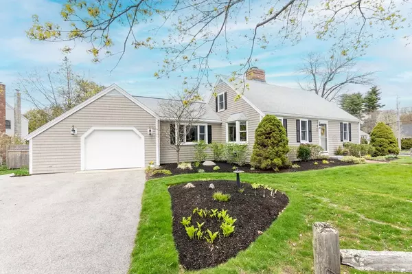 4 Everett Drive, Newburyport, MA 01950